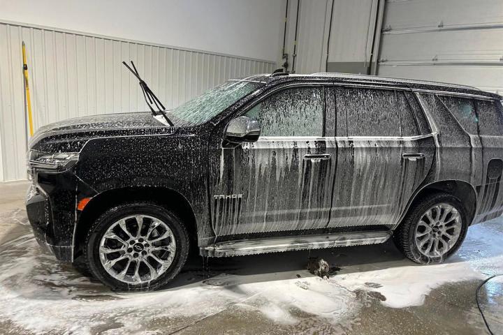 Touchless car wash Saint-Nicolas